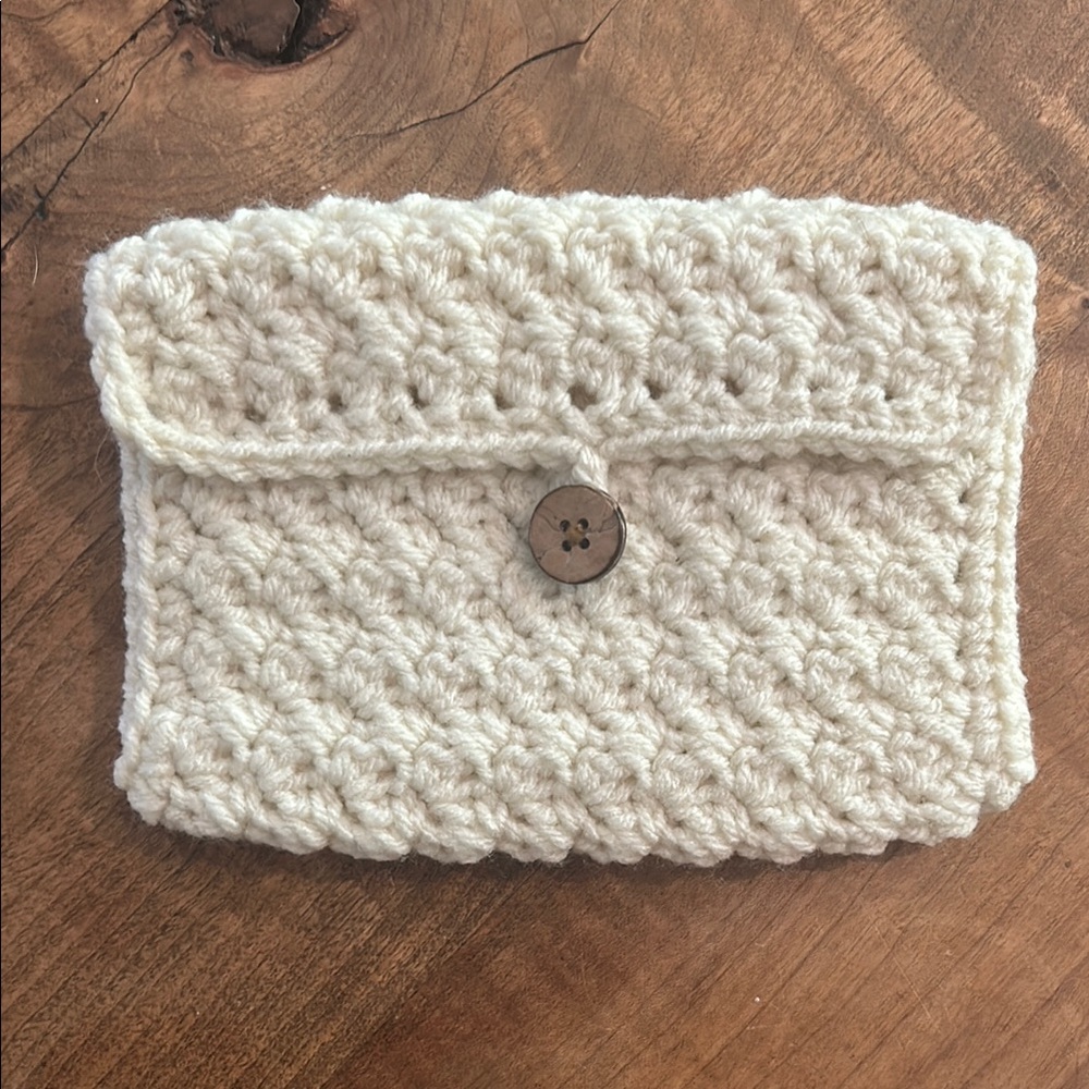 Clutch/purse, handmade, cream, crochet
